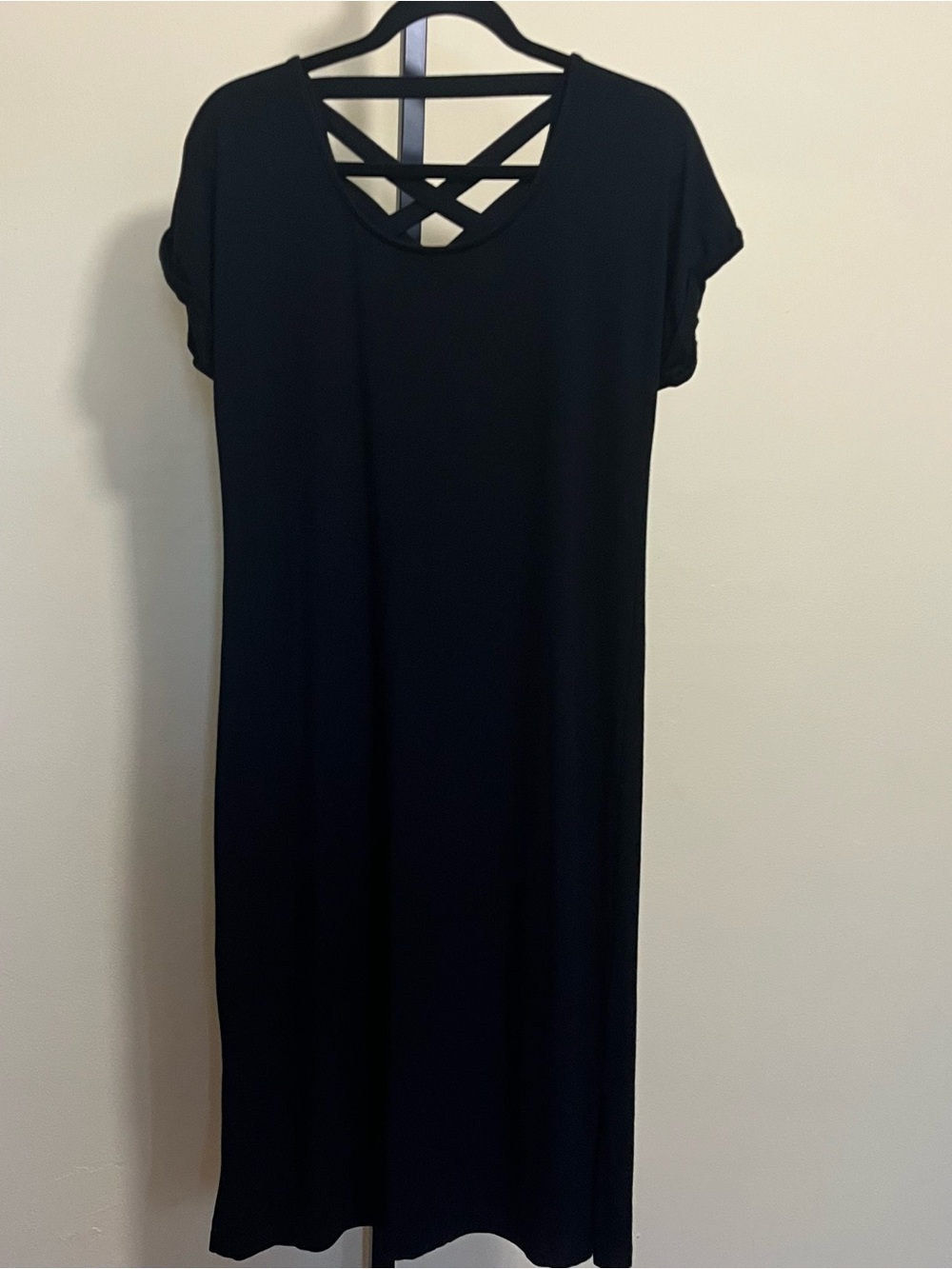 Athleta Women's Black Crisscross Short Sleeve Black Midi Sweatshirt Dress